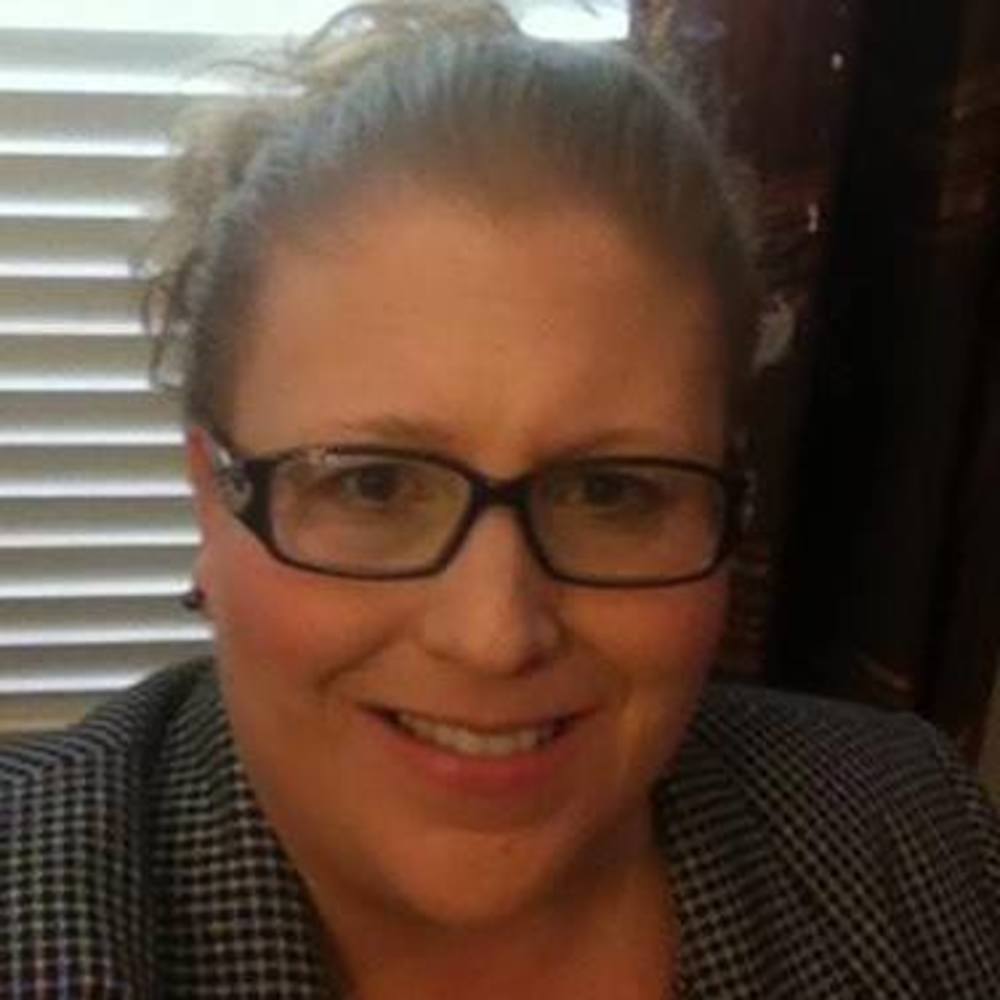 Meet your Posher, Angela